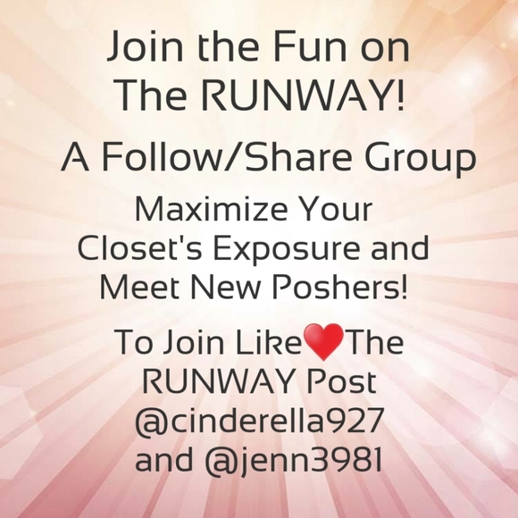 3/31 Closets🪻🐇🌷 - Picture 2 of 9